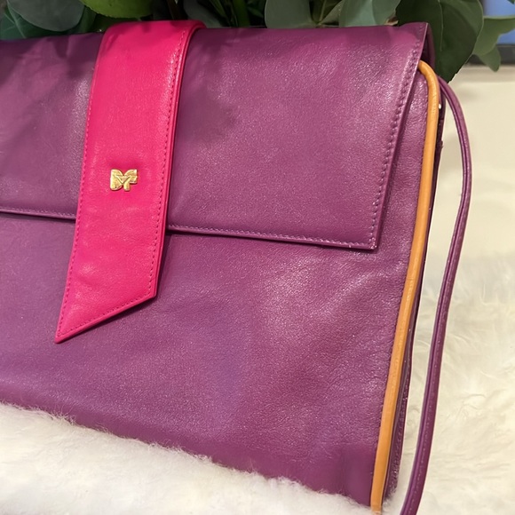 Vintage DVF Crossbody Bag - Picture 3 of 9